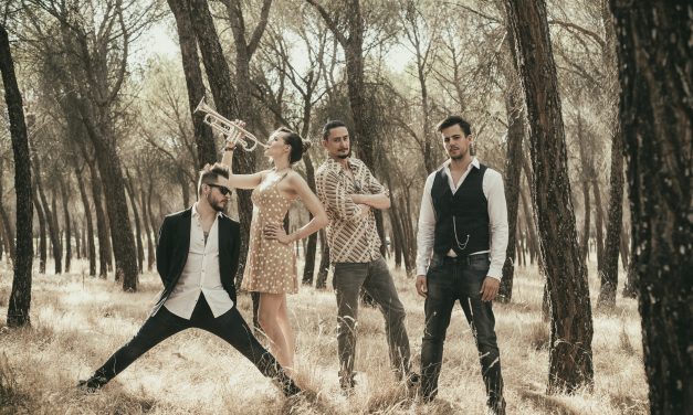 ENTREVISTA | Jenny and The Mexicats: «Los conciertos de Madrid y Barcelona son muy especiales»