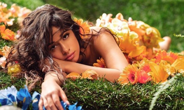 Camila Cabello y su mundo de «Romance» canción a canción