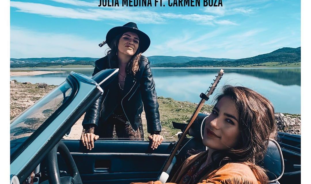 Julia Medina presenta el videoclip de «No Me Despedí» junto a Carmen Boza