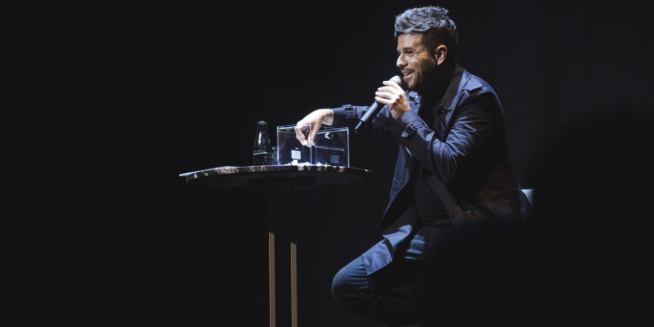 Pablo López abraza a Madrid en la firma de su nuevo single ‘Quasi’