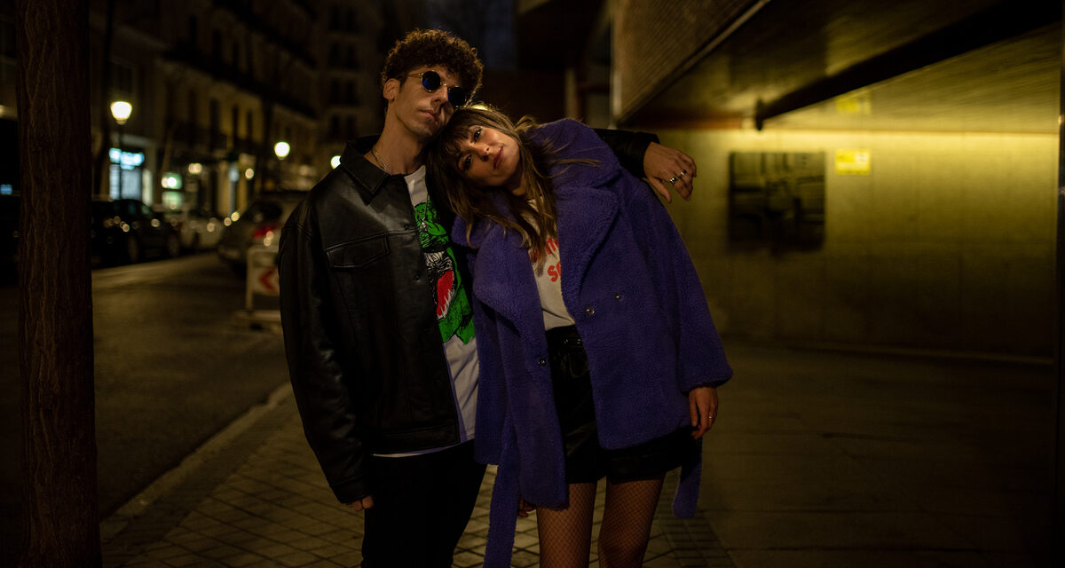 Chica Sobresalto y Diego Arroyo colaboran en ‘Poquita Cosa’, el joker de su próximo disco