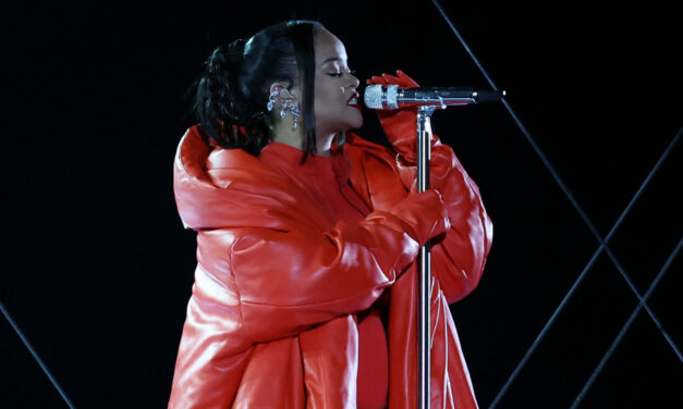 ‘Los Pitufos’: Rihanna tiene un nuevo proyecto cinematográfico
