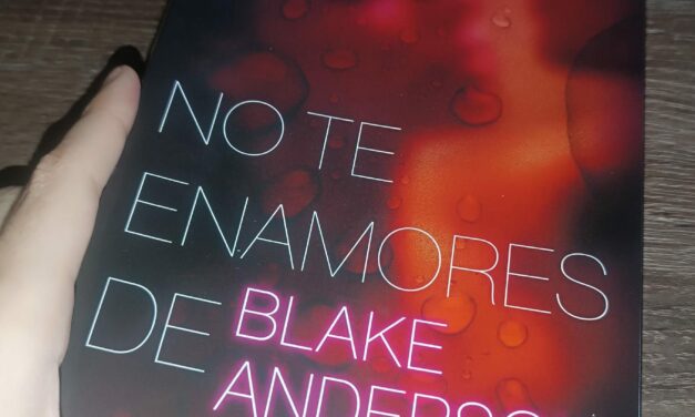 Victoria Vílchez nos sumerge en la afrodisíaca historia de ‘No te enamores de Blake Anderson’